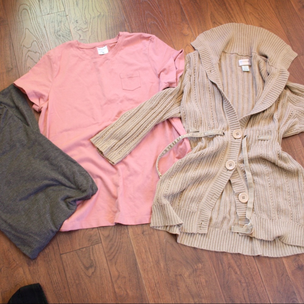 Large Maternity Lot - Motherhood Maternity